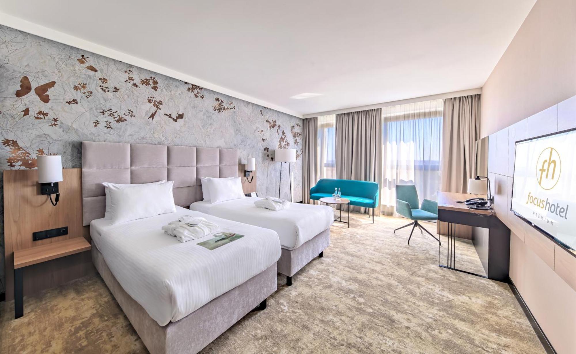Focus Hotel Premium Warszawa Varsóvia Exterior foto